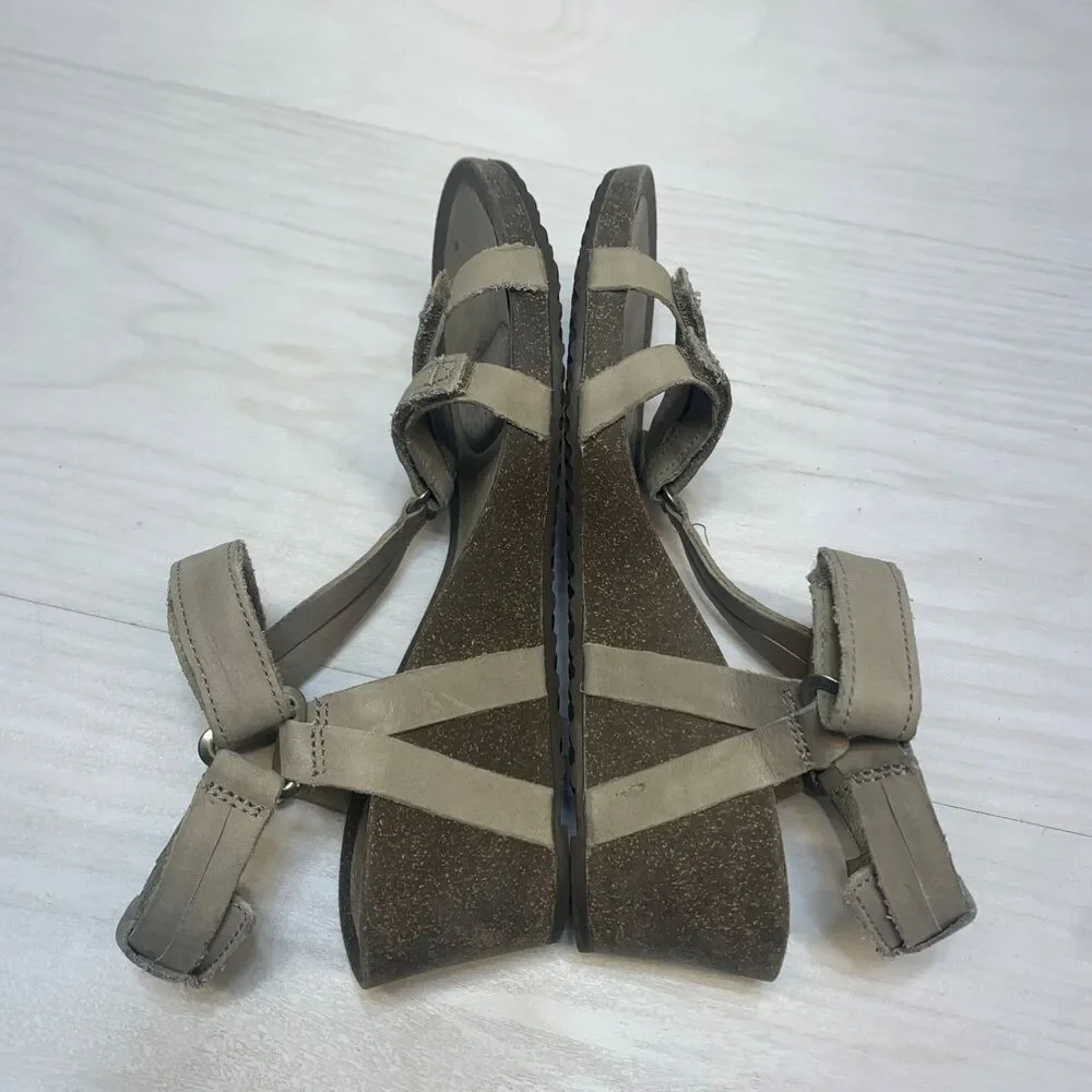 Teva‎ Ysidro Universal Women's Size 6.5 Taupe Slip On Flip Flop Wedge Sandals